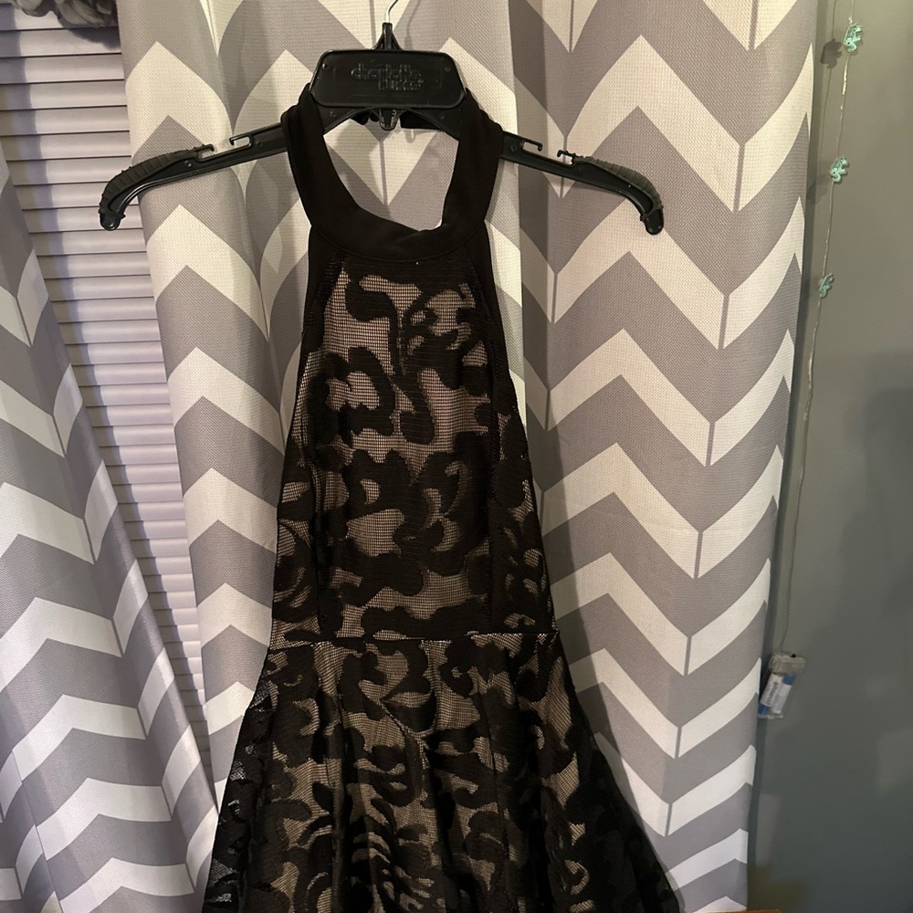 Elegant Black Lace Halter Dress